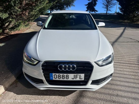 Audi A4 2.0 TDI MULTITRONIC SLINE - Burgos