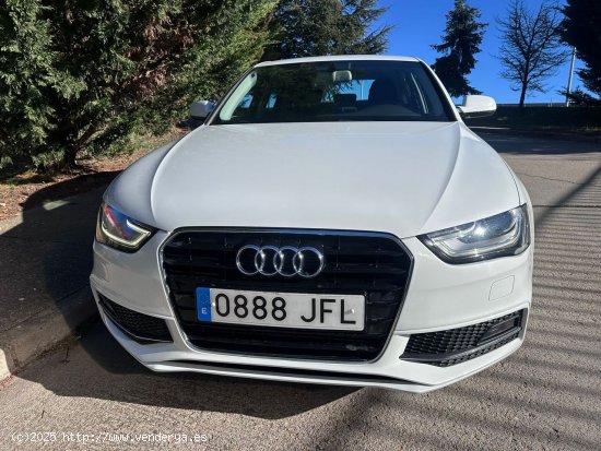 Audi A4 2.0 TDI MULTITRONIC SLINE - Burgos