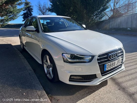 Audi A4 2.0 TDI MULTITRONIC SLINE - Burgos