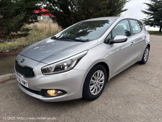 Kia Ceed 1.4 CRDI - Burgos