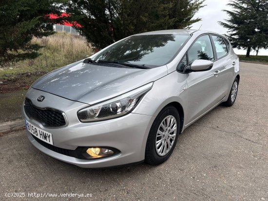 Kia Ceed 1.4 CRDI - Burgos