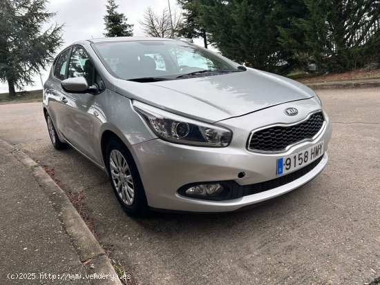 Kia Ceed 1.4 CRDI - Burgos