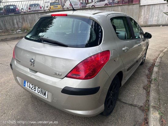 Peugeot 308 1.6HDI - Burgos