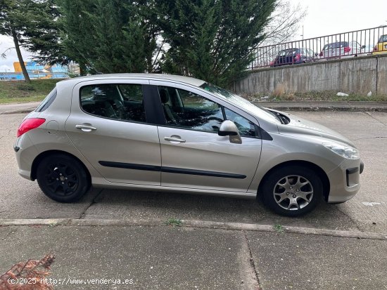 Peugeot 308 1.6HDI - Burgos