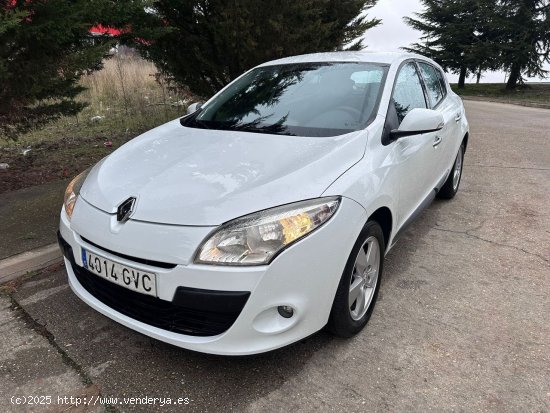 Renault Megane 1.6 16v 110 - Burgos