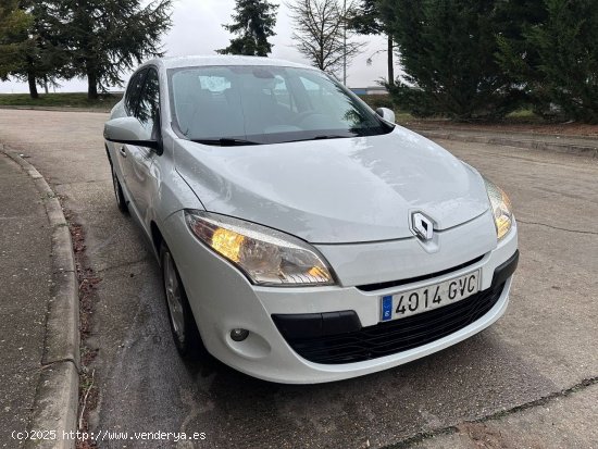 Renault Megane 1.6 16v 110 - Burgos