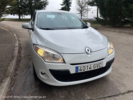 Renault Megane 1.6 16v 110 - Burgos