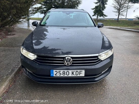 Volkswagen Passat Variant 2.0TDI DSG SPORT - Burgos