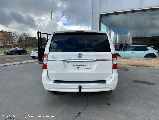 Chrysler Voyager SE 2.8 CRD Auto SILVER - Parla