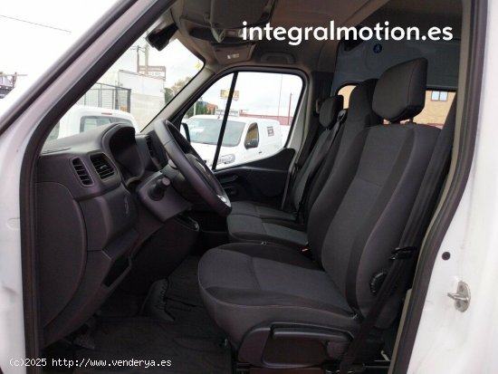 Renault Master GCF F3300 L2H2 dCi 135 7 PLAZAS - LAS ROZAS DE MADRID