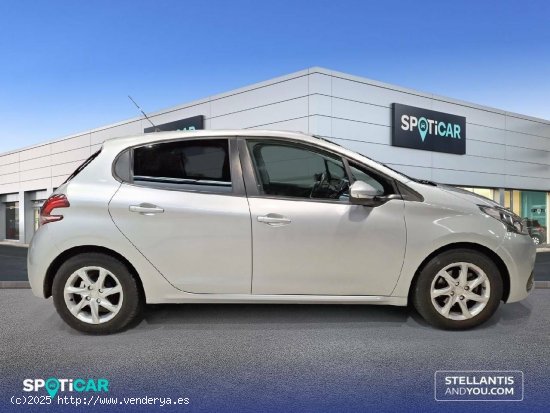 Peugeot 208  5P  1.2L PureTech 82 Active - Madrid