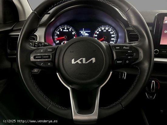 Kia Stonic 1.2 84CV Concept - 