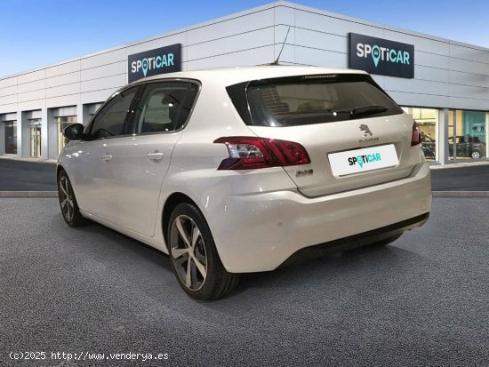 Peugeot 308  5p  1.2 PureTech 110 S&S Allure - HOSPITALET DE LLOBREGAT (L )