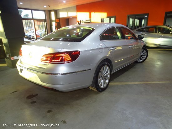 Volkswagen CC 2.0 TDI 140cv Advance BluemotionTech - Madrid