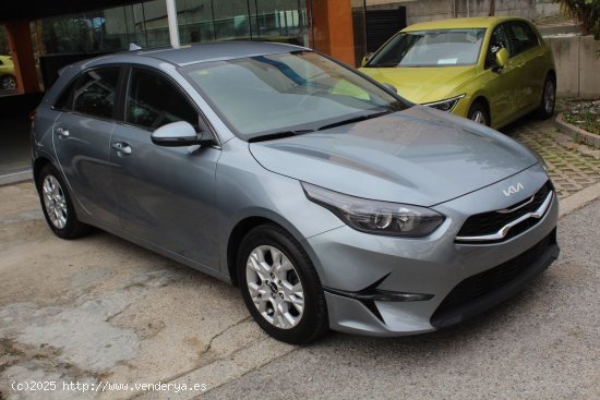 Kia Ceed 1.0 T-GDi 88kW (120CV) Drive - Madrid