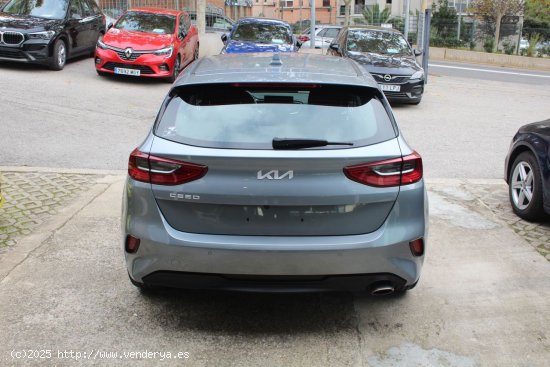 Kia Ceed 1.0 T-GDi 88kW (120CV) Drive - Madrid