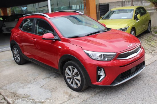 Kia Stonic 1.0 T-GDi 74kW (100CV) Drive - Madrid