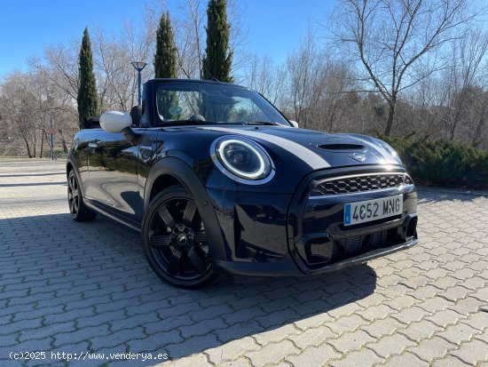 MINI Cabrio Cooper S 2.0 178cv 7 vel. *IVA deducible* *Garantía MINI* *15.000 km* *2024* *Nacional*