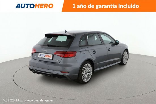 Audi A3 1.6 TDI S Line - 