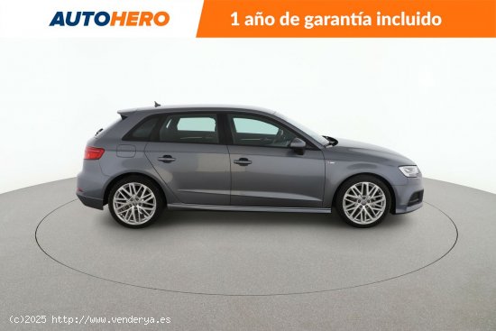 Audi A3 1.6 TDI S Line - 