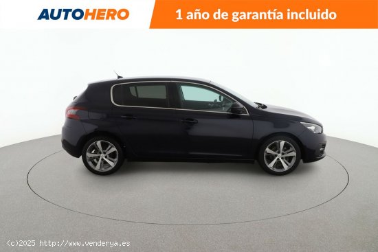 Peugeot 308 1.2 PureTech Allure - 