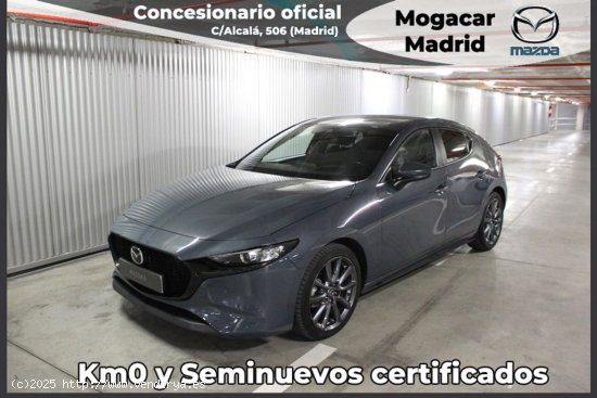 Mazda 3 2.0 SKYACTIV-G 88KW EVOLUTION 5P - Barcelona