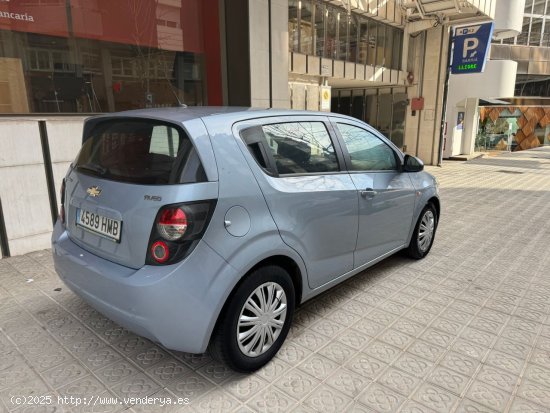 Chevrolet Aveo 1.2 16v LS - Barcelona