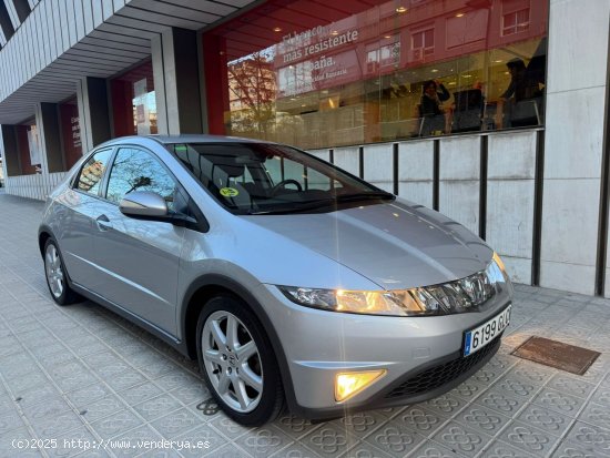 Honda Civic 2.2 i-CTDi Executive - Barcelona