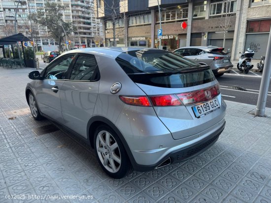 Honda Civic 2.2 i-CTDi Executive - Barcelona