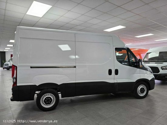 Iveco Daily L2 H2 2.3TD 127CV - Lugo