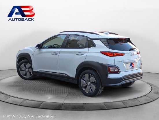 Hyundai Kona EV 150kW Tecno - Navalcarnero