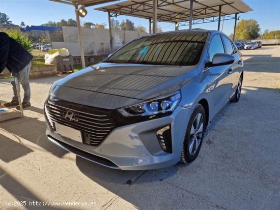 Hyundai IONIQ 1.6 GDI PHEV Style DCT - Navalcarnero