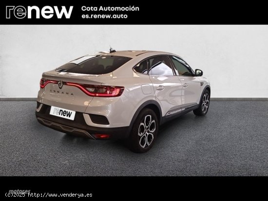 Renault Arkana ZEN TCE  MILD HYBRID de 2021 con 33.000 Km por 22.900 EUR. en Madrid