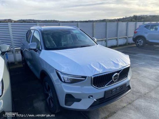 Volvo XC40 XC40 CORE B3 (G) de 2024 con 1 Km por 38.200 EUR. en Asturias