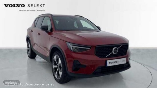 Volvo XC40 Plus, B3 Mild hybrid, Gasolina, Dark de 2024 con 100 Km por 42.900 EUR. en Lleida