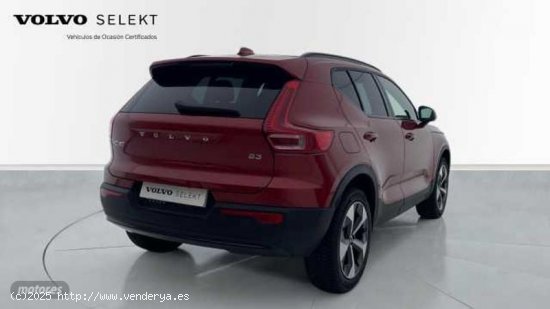 Volvo XC40 Plus, B3 Mild hybrid, Gasolina, Dark de 2024 con 100 Km por 42.900 EUR. en Lleida