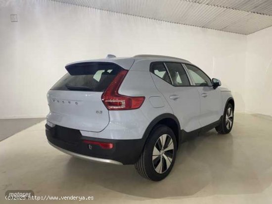 Volvo XC40 XC40 CORE B3 (G) de 2024 con 1 Km por 36.900 EUR. en Asturias