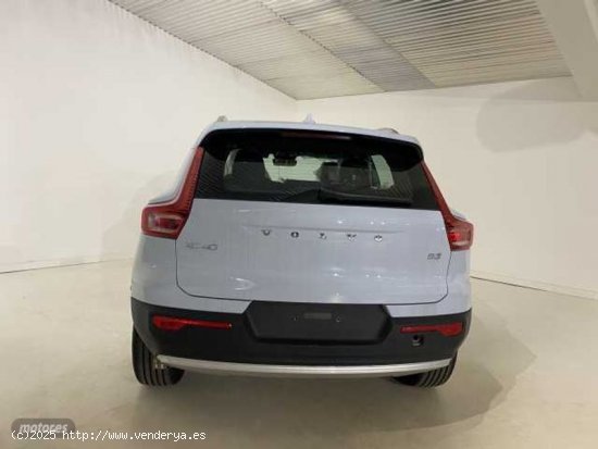 Volvo XC40 XC40 CORE B3 (G) de 2024 con 1 Km por 36.900 EUR. en Asturias