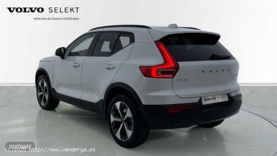 Volvo XC40 Ultimate, B4 Semihibrido, Gasolina, Dark de 2024 con 100 Km por 41.000 EUR. en Lleida