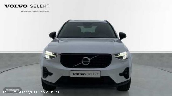 Volvo XC40 Ultimate, B4 Semihibrido, Gasolina, Dark de 2024 con 100 Km por 41.000 EUR. en Lleida