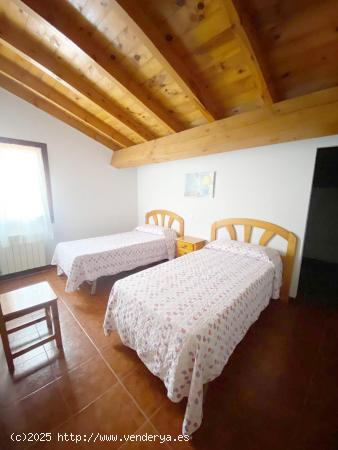 Chalet pareado en Beranga - CANTABRIA