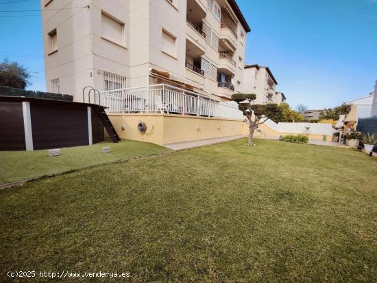 Planta baja reformada con fantástico jardín y piscina privada. - TARRAGONA