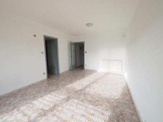 SE VENDE PISO EN HOSTALETS DE BALENYA - BARCELONA