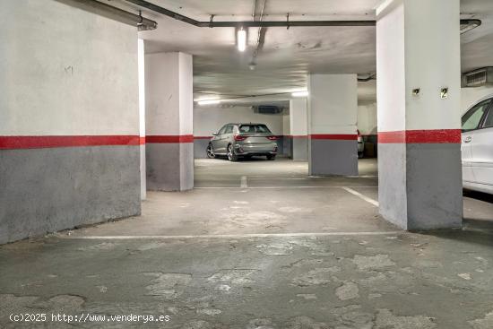  Plaza de parking para coche y moto en Bons Aires - BALEARES 