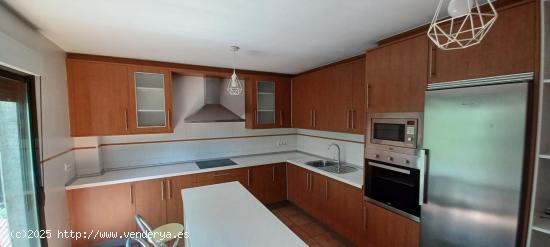 CHALET EN VENTA EN NEGREIRA - A CORUÑA