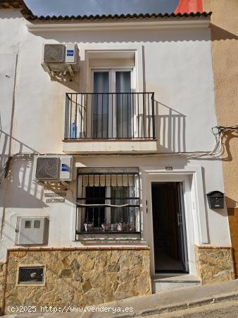  CASA INDEPENDIENTE EN LOSA DEL OBISPO - VALENCIA 