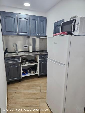 Apartamento con terraza y plaza de parquing en Playa del Inglés - LAS PALMAS