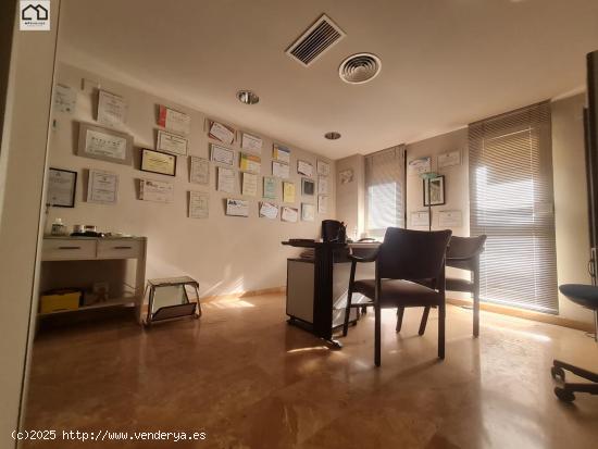 APIHOUSE ALQUILA CON OPCION A COMPRA AMPLIO LOCAL COMERCIAL. PRECIO INICIAL 165.000€ - MURCIA