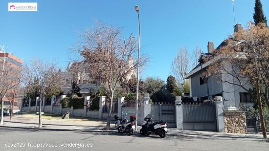 VENTA PROMOCION DE PLAZAS DE GARAJE EN ZONA EL VISO - MADRID