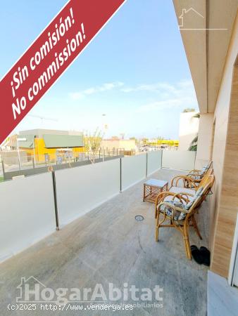 VILLA SEMINUEVA CON PISCINA, SOLARIUM Y TERRAZA - ALICANTE